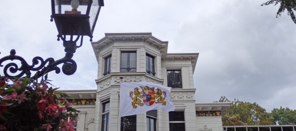 Lingewaal villa vlag.JPG